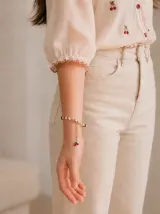 دستبند ظریف دخترانه مدل گیلاس